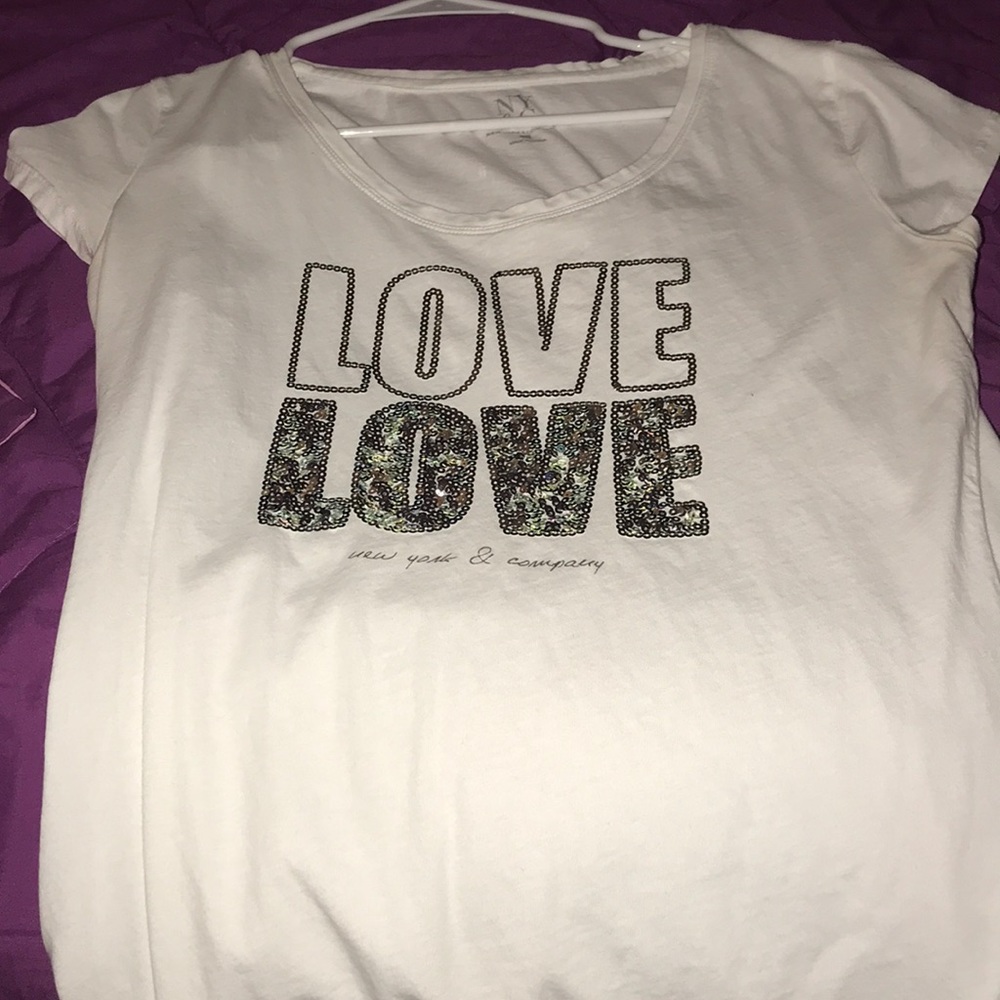 A white love shirt